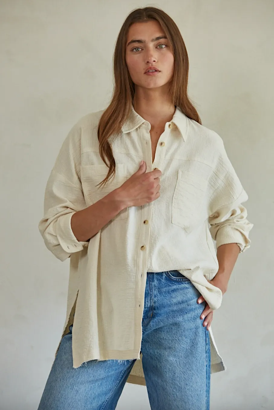 freya button up top